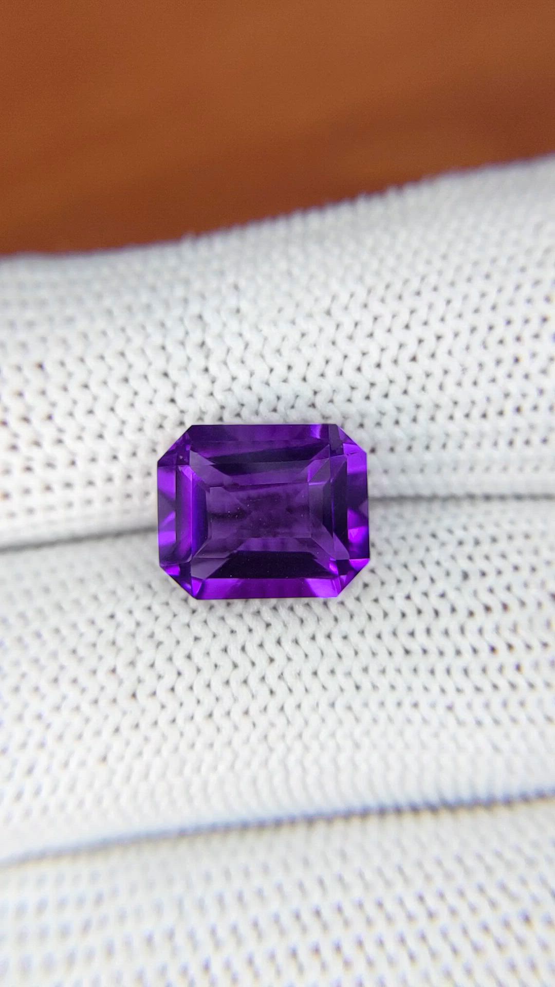 4.81 Ct. Purple Amethyst from Ceylon (Sri Lanka) Size Video