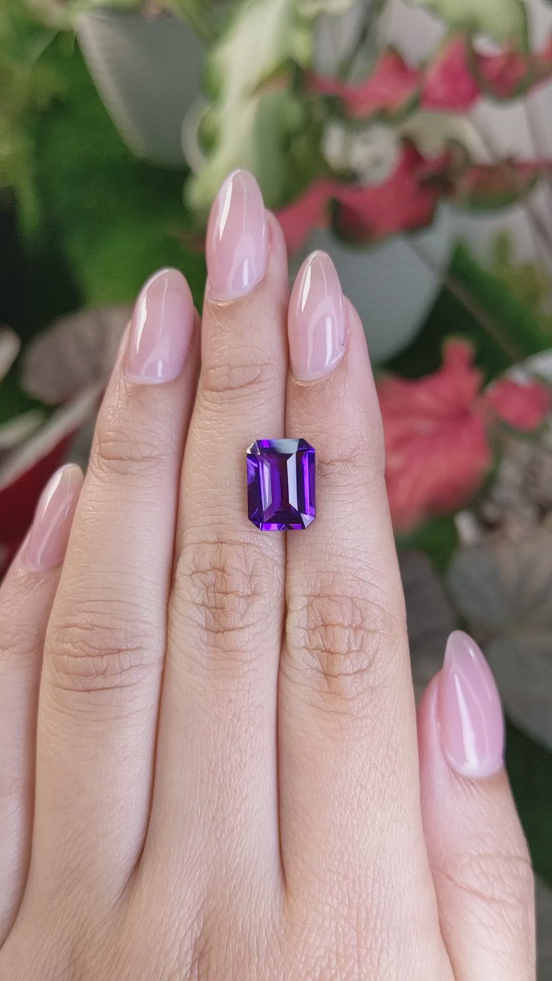 4.25 Ct. Purple Amethyst from Ceylon (Sri Lanka) Size Video