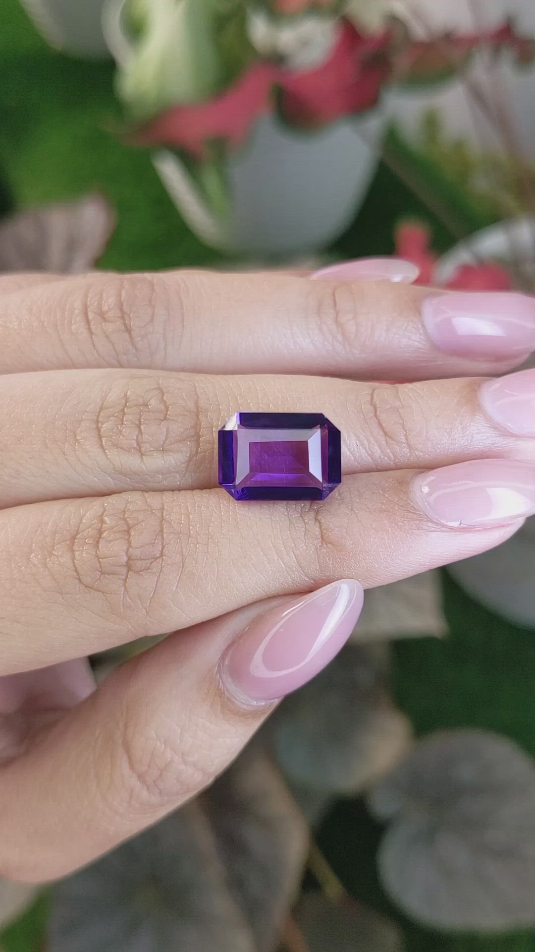 5.33 Ct. Purple Amethyst from Ceylon (Sri Lanka) Size Video