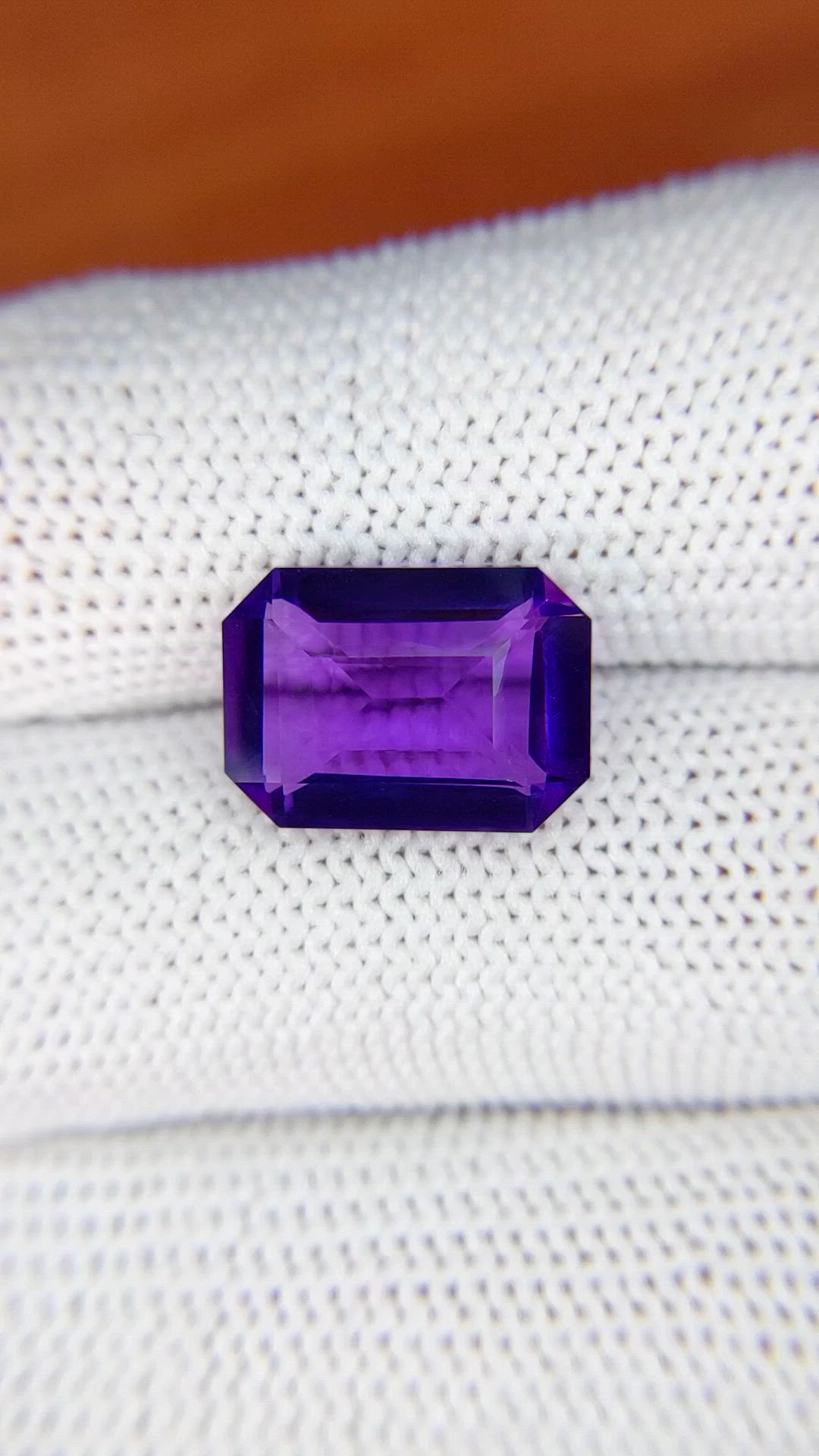 5.33 Ct. Purple Amethyst from Ceylon (Sri Lanka) Size Video