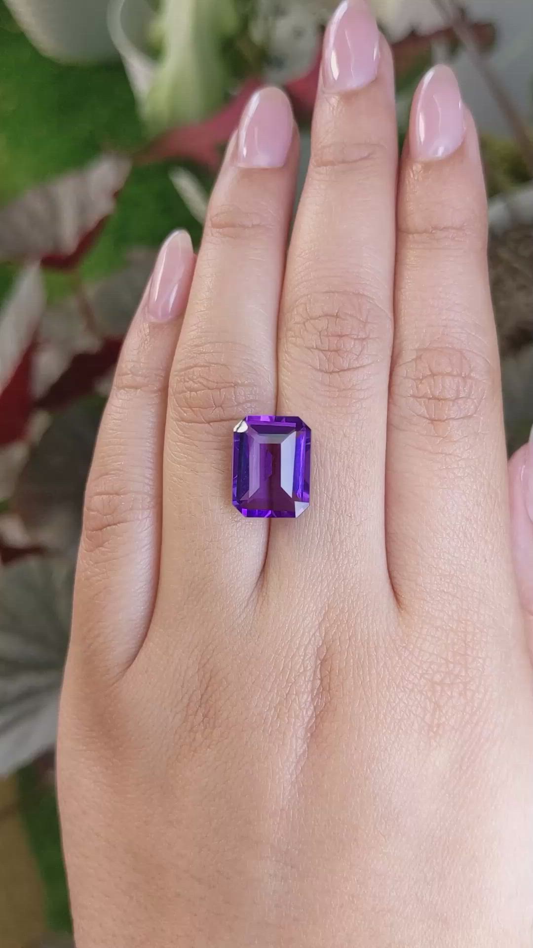 6.85 Ct. Purple Amethyst from Ceylon (Sri Lanka) Size Video