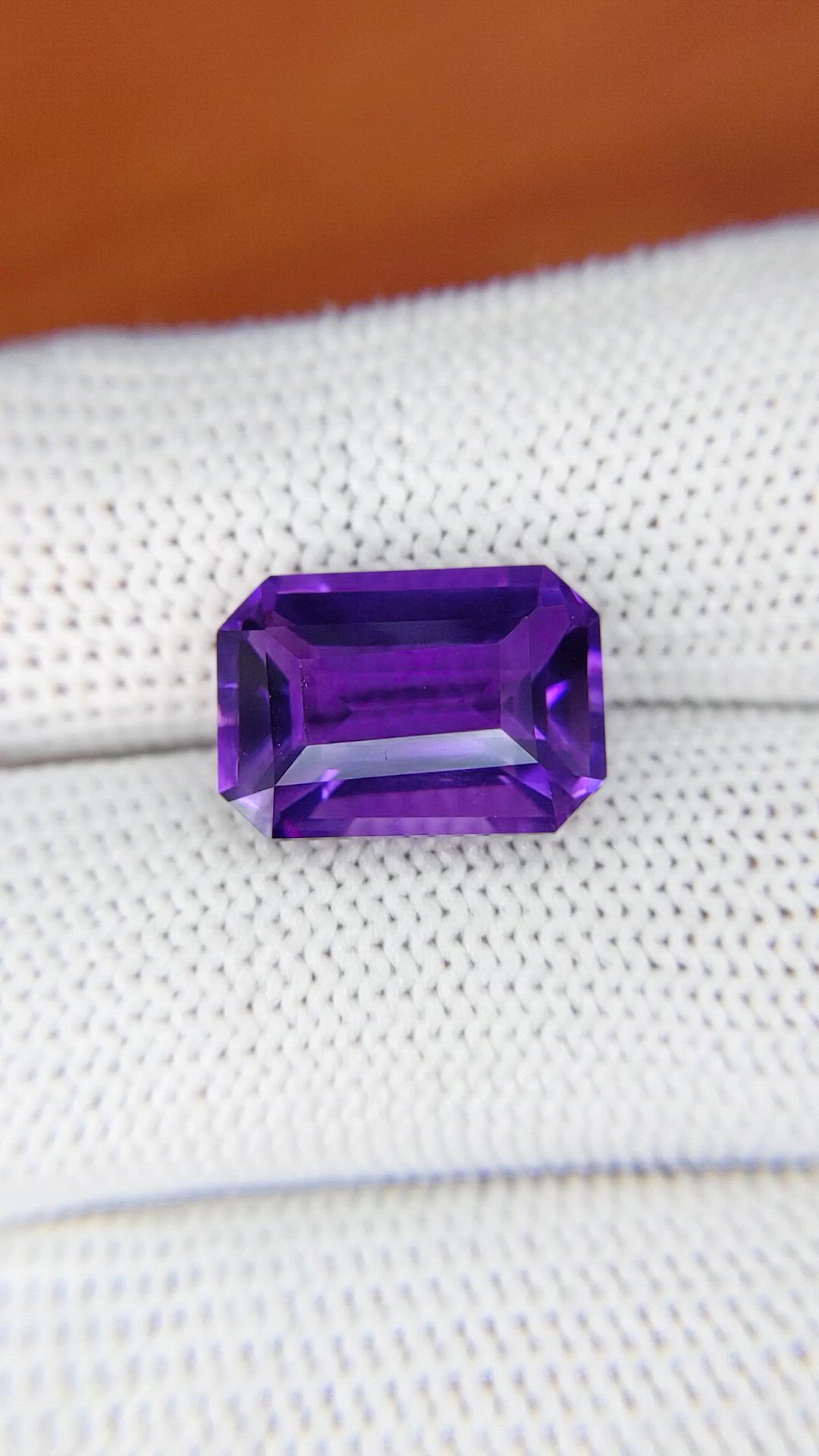 6.78 Ct. Purple Amethyst from Ceylon (Sri Lanka) Size Video