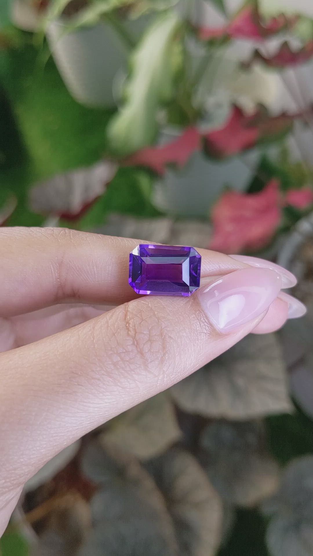 6.78 Ct. Purple Amethyst from Ceylon (Sri Lanka) Size Video