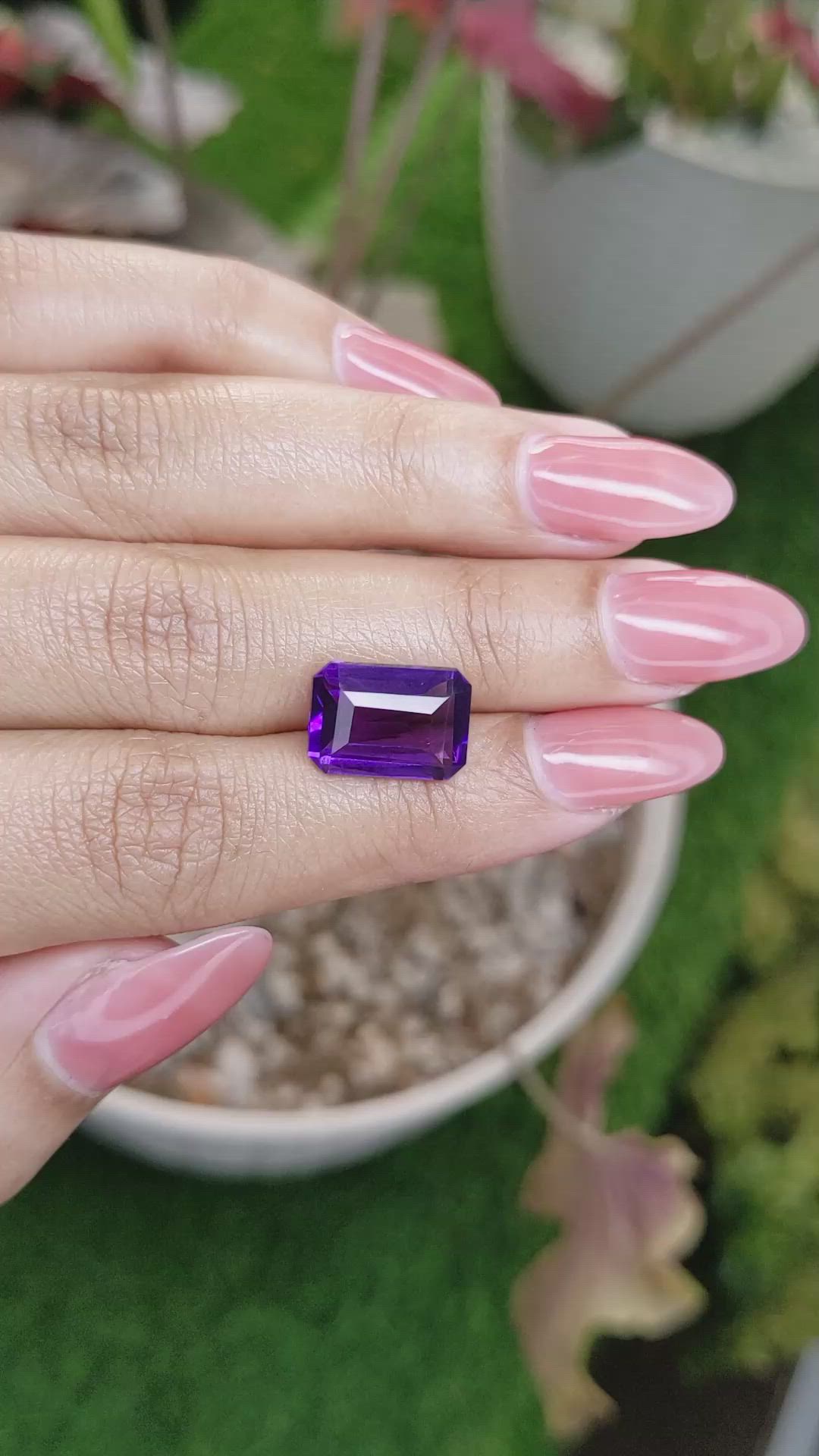 4.96 Ct. Purple Amethyst from Ceylon (Sri Lanka) Size Video