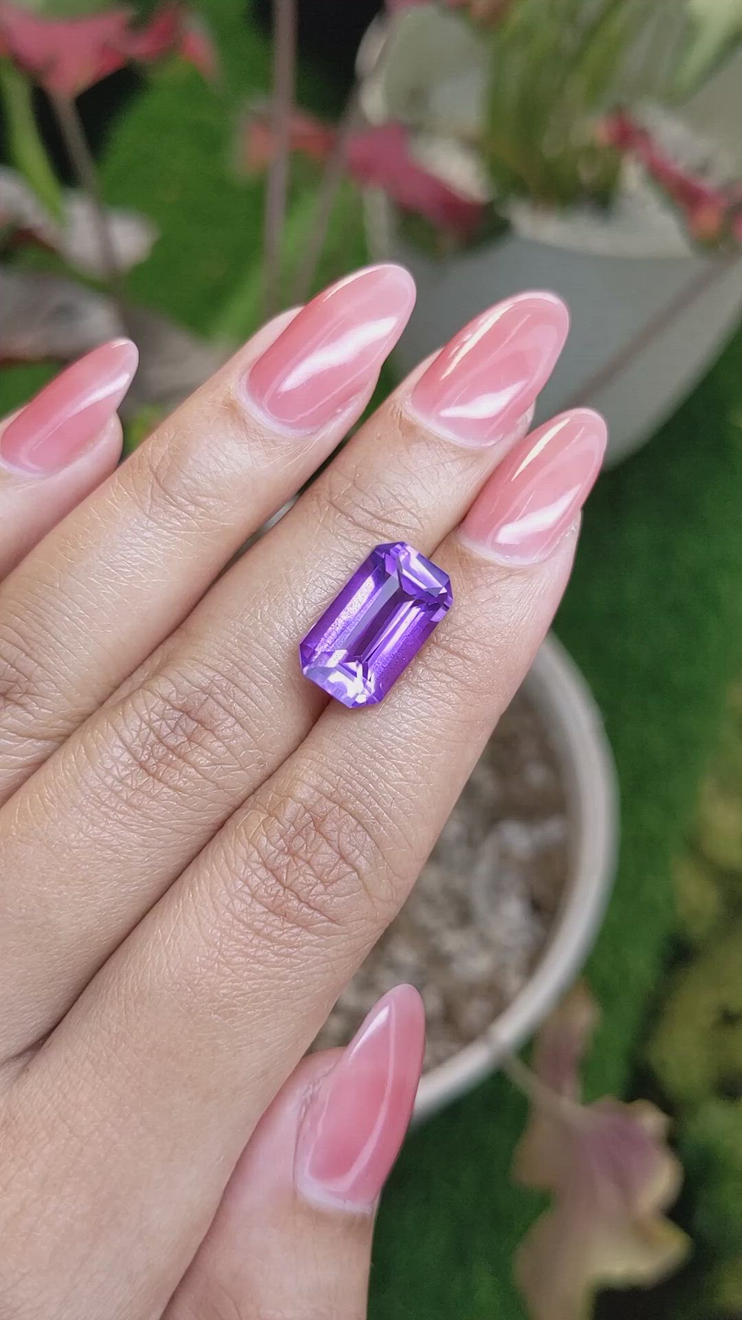 6.50 Ct. Purple Amethyst from Ceylon (Sri Lanka) Size Video