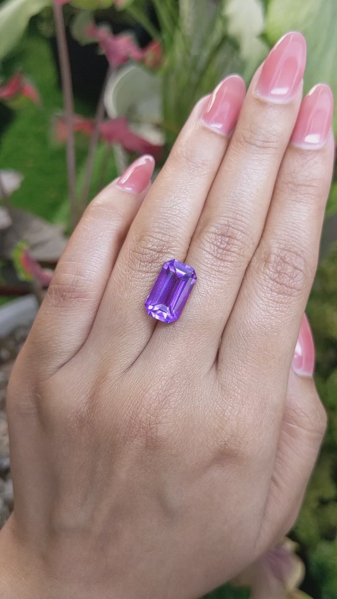 6.50 Ct. Purple Amethyst from Ceylon (Sri Lanka) Size Video