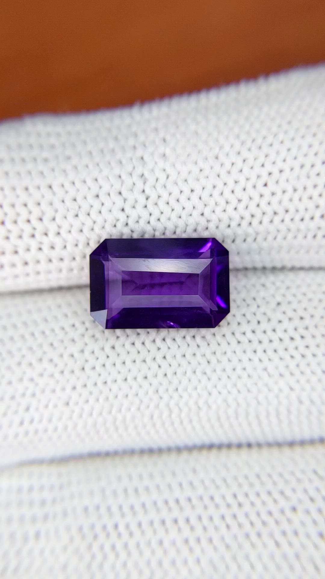4.18 Ct. Purple Amethyst from Ceylon (Sri Lanka) Size Video