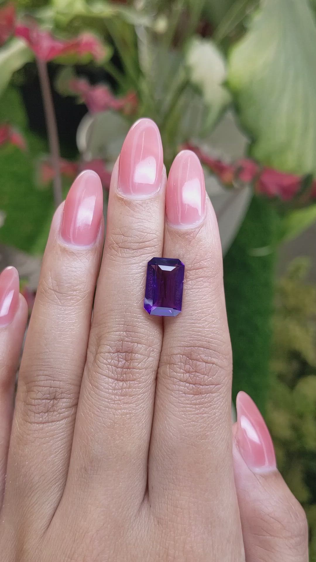 4.18 Ct. Purple Amethyst from Ceylon (Sri Lanka) Size Video