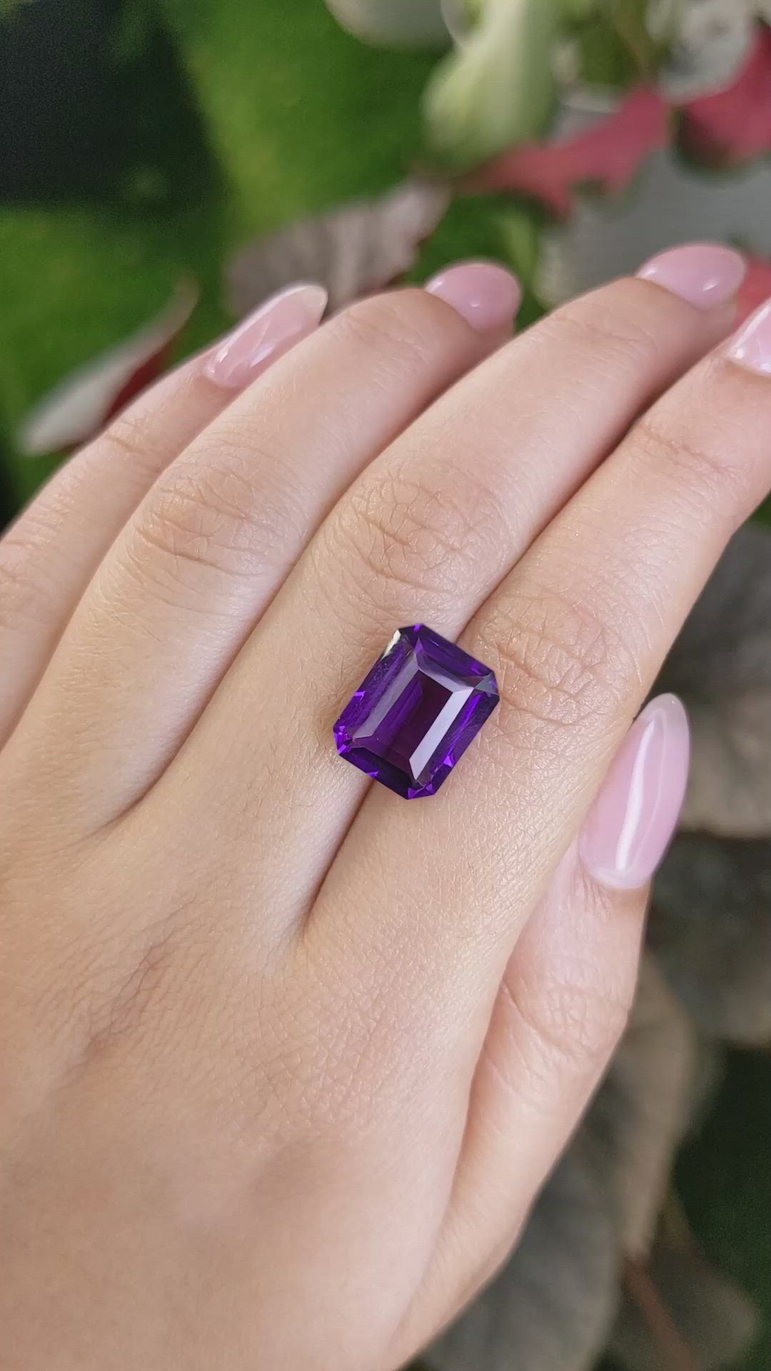7.39 Ct. Purple Amethyst from Ceylon (Sri Lanka) Size Video