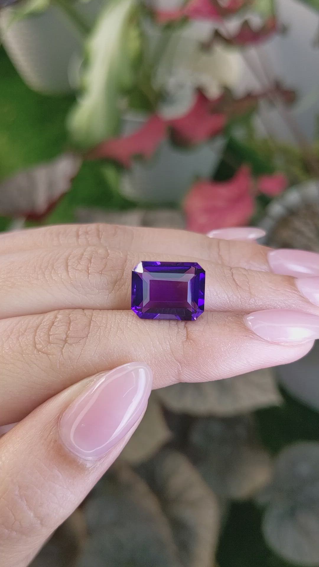 7.39 Ct. Purple Amethyst from Ceylon (Sri Lanka) Size Video