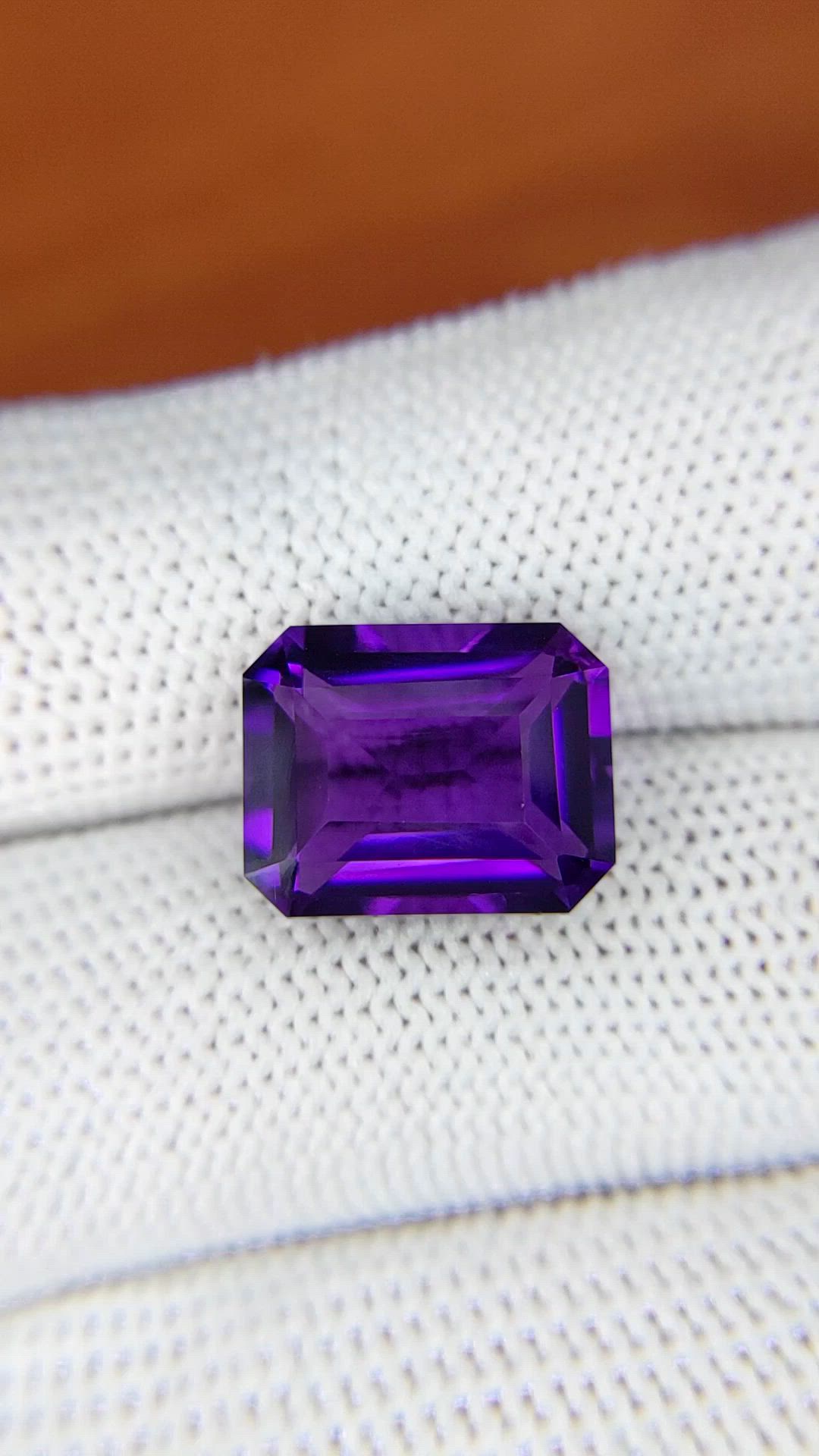 7.39 Ct. Purple Amethyst from Ceylon (Sri Lanka) Size Video