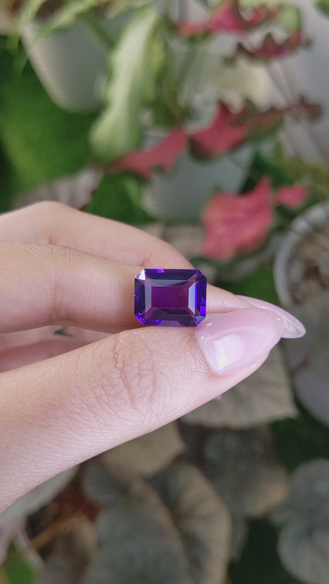 7.39 Ct. Purple Amethyst from Ceylon (Sri Lanka) Size Video