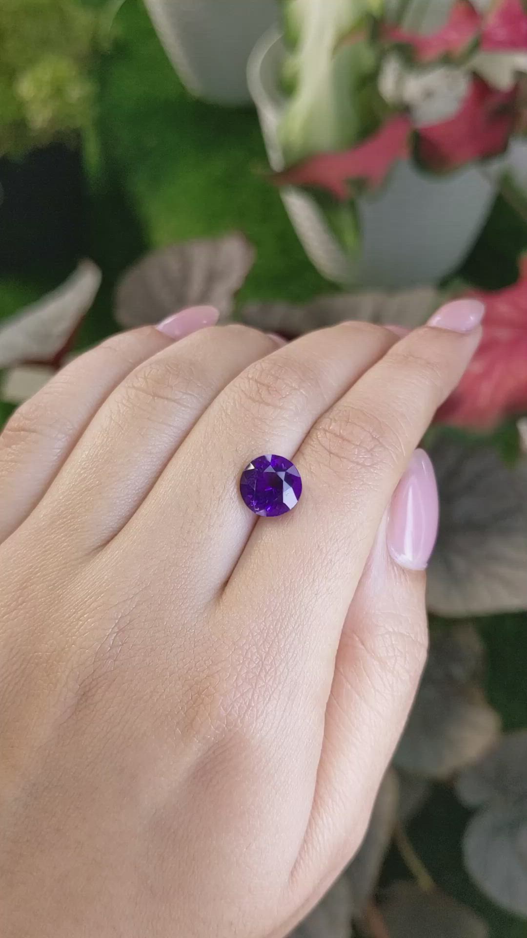 3.09 Ct. Amethyst from Madagascar Size Video