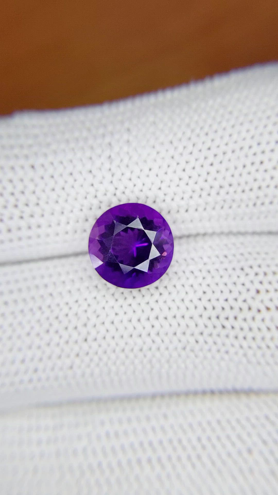 3.09 Ct. Amethyst from Madagascar Size Video