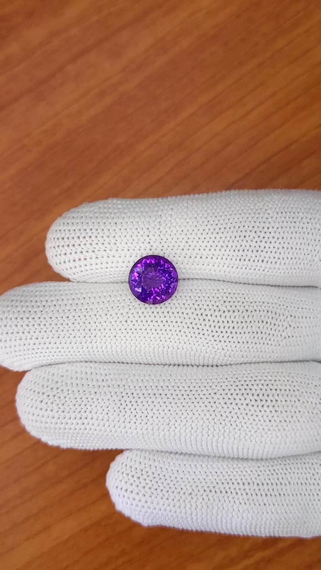 2.77 Ct. Amethyst from Madagascar Size Video