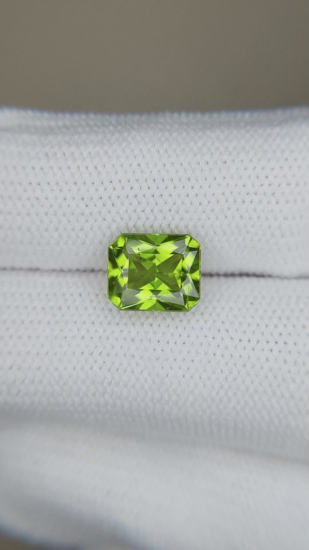 2.50 Ct. Yellowish Green Peridot from Burma (Myanmar) Size Video