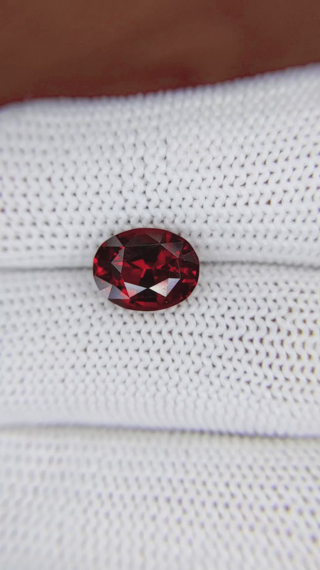 3.19 Ct. Reddish Orange Garnet from Ceylon (Sri Lanka) Size Video