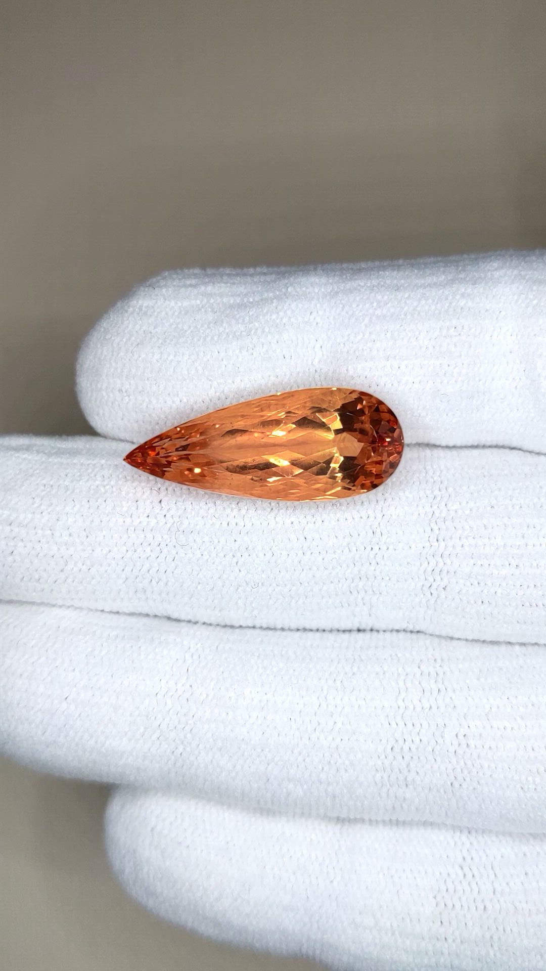 18.45 Ct. Organish Brown Precious Topaz from Brazil Size Video