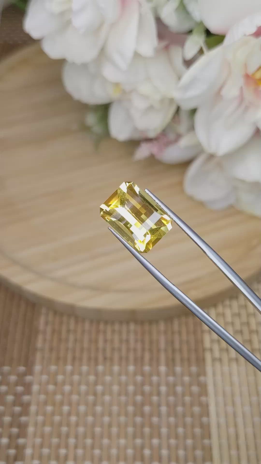 8.14 Ct. Yellow Citrine from Ceylon (Sri Lanka) Size Video