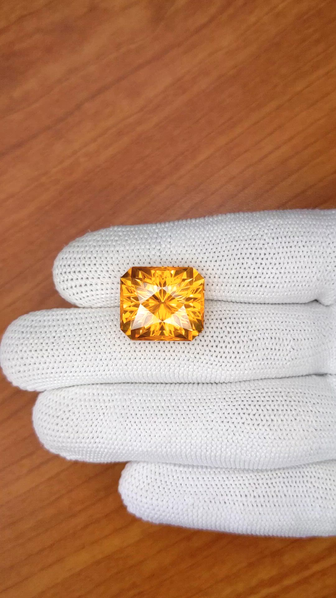 14.66 Ct. Orange Citrine from Ceylon (Sri Lanka) Size Video