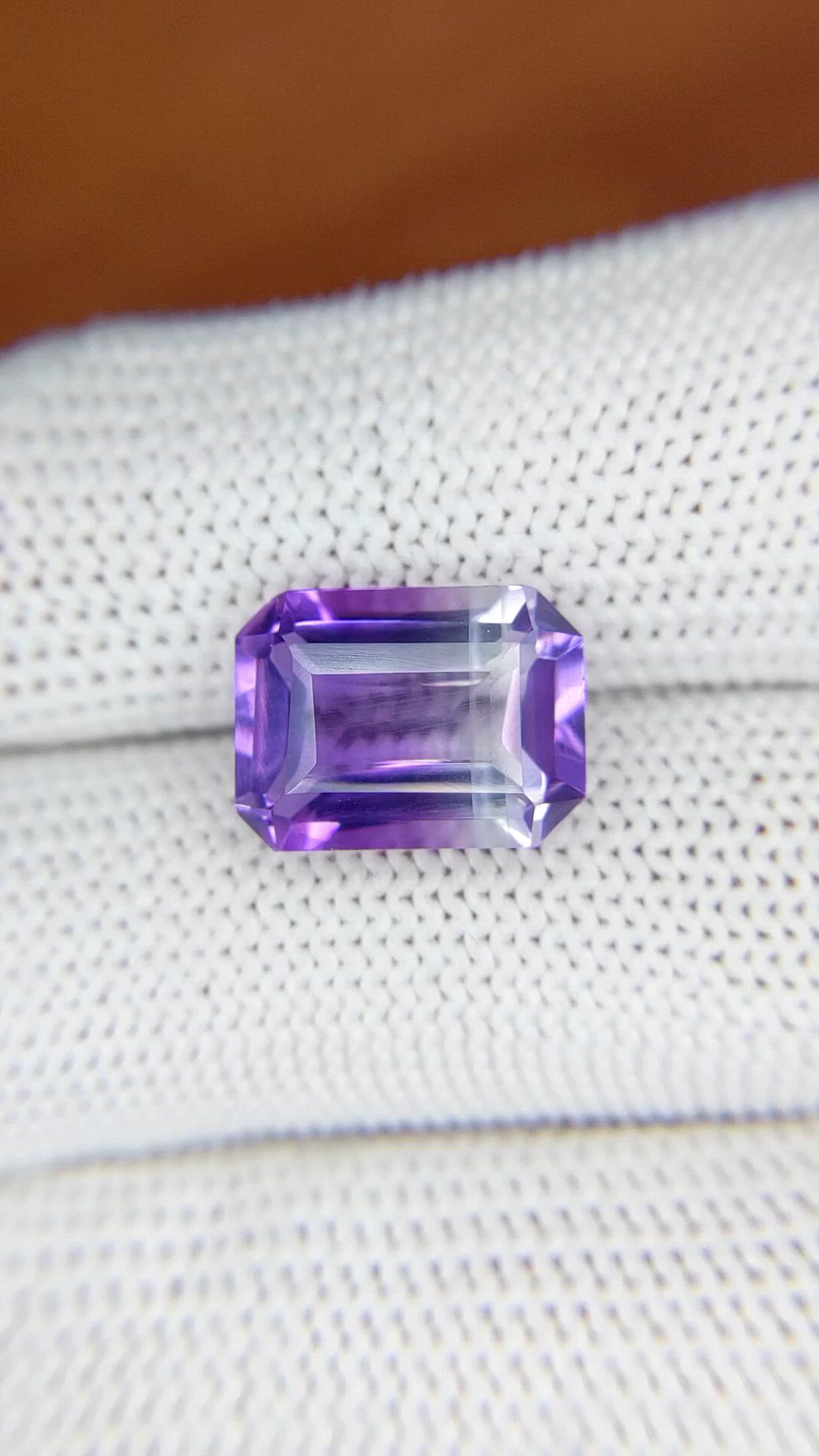 5.22 Ct. Bi Color Ametrine from Ceylon (Sri Lanka) Size Video
