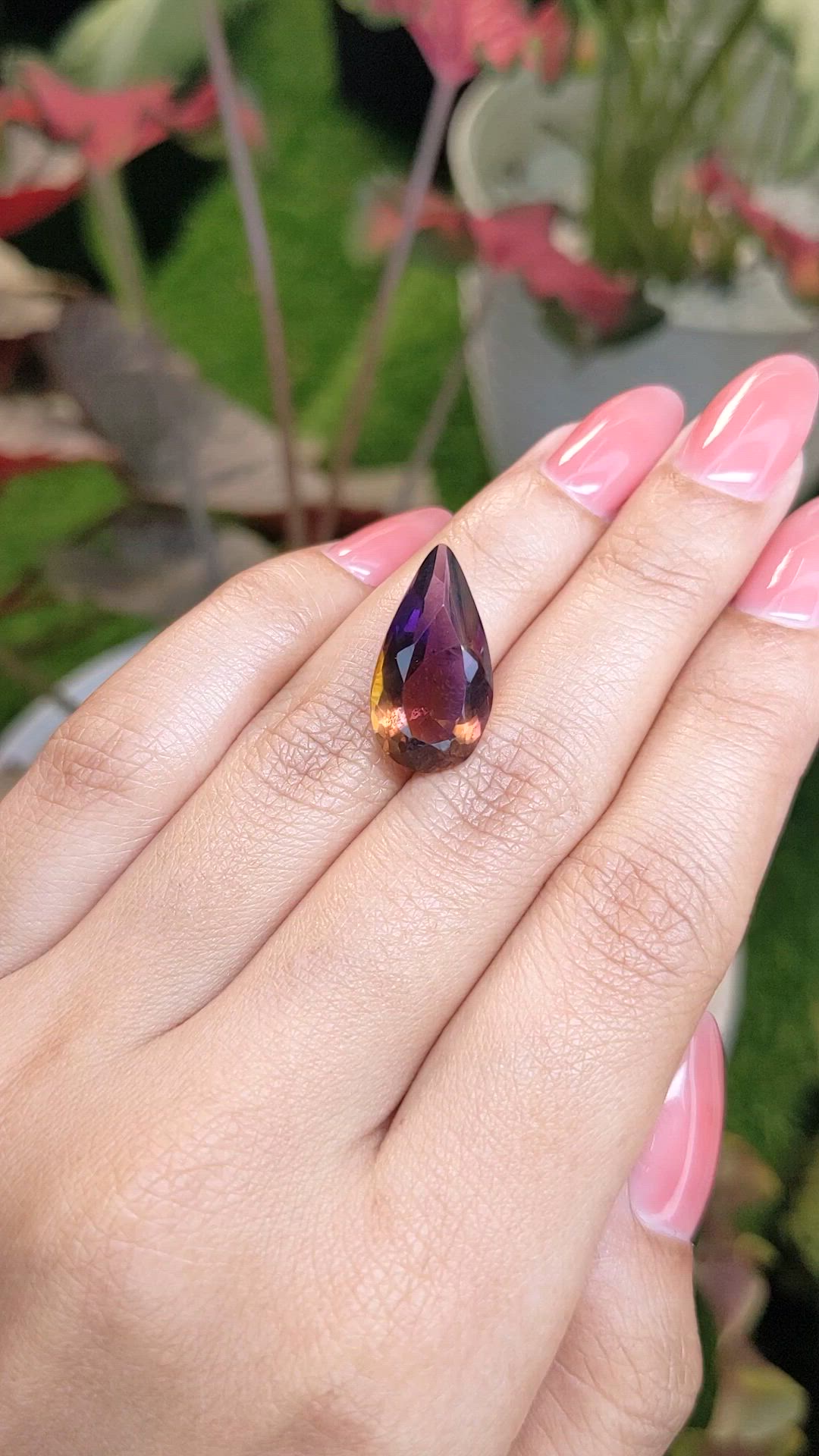 7.77 Ct. Bi Color Ametrine from Ceylon (Sri Lanka) Size Video