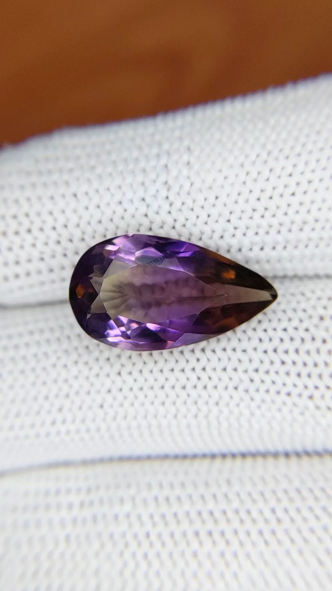7.47 Ct. Bi Color Ametrine from Ceylon (Sri Lanka) Size Video