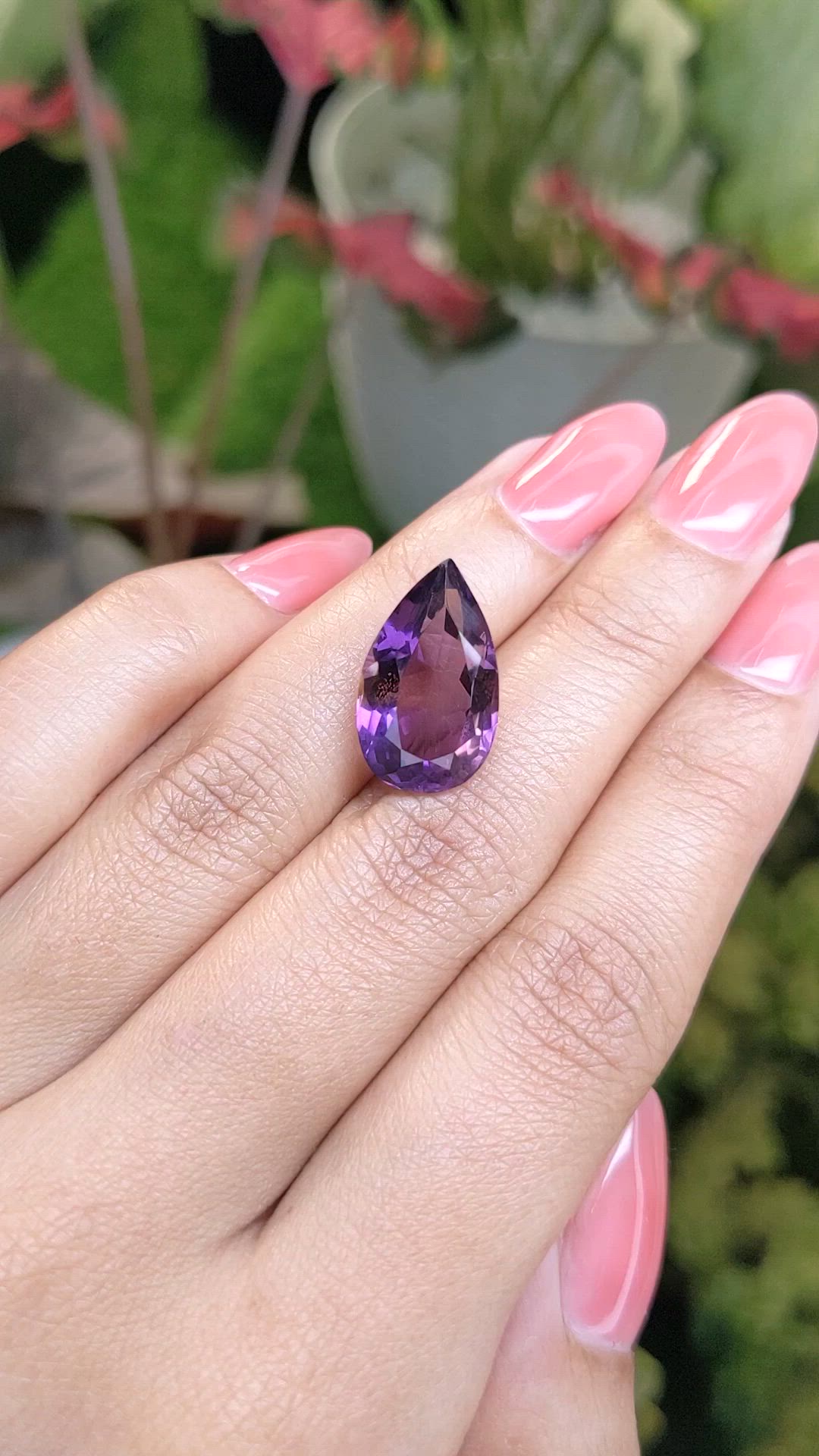8.88 Ct. Bi Color Ametrine from Ceylon (Sri Lanka) Size Video