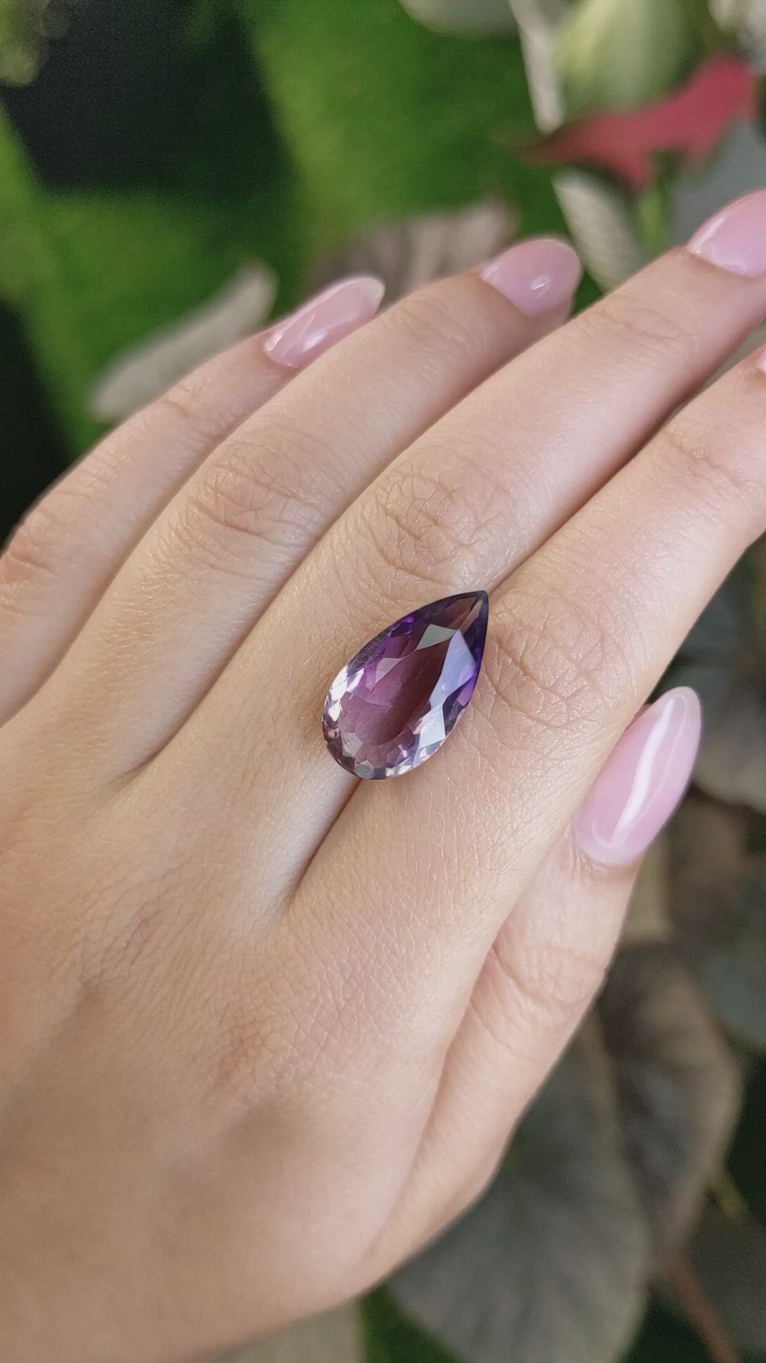 7.63 Ct. Bi Color Ametrine from Ceylon (Sri Lanka) Size Video
