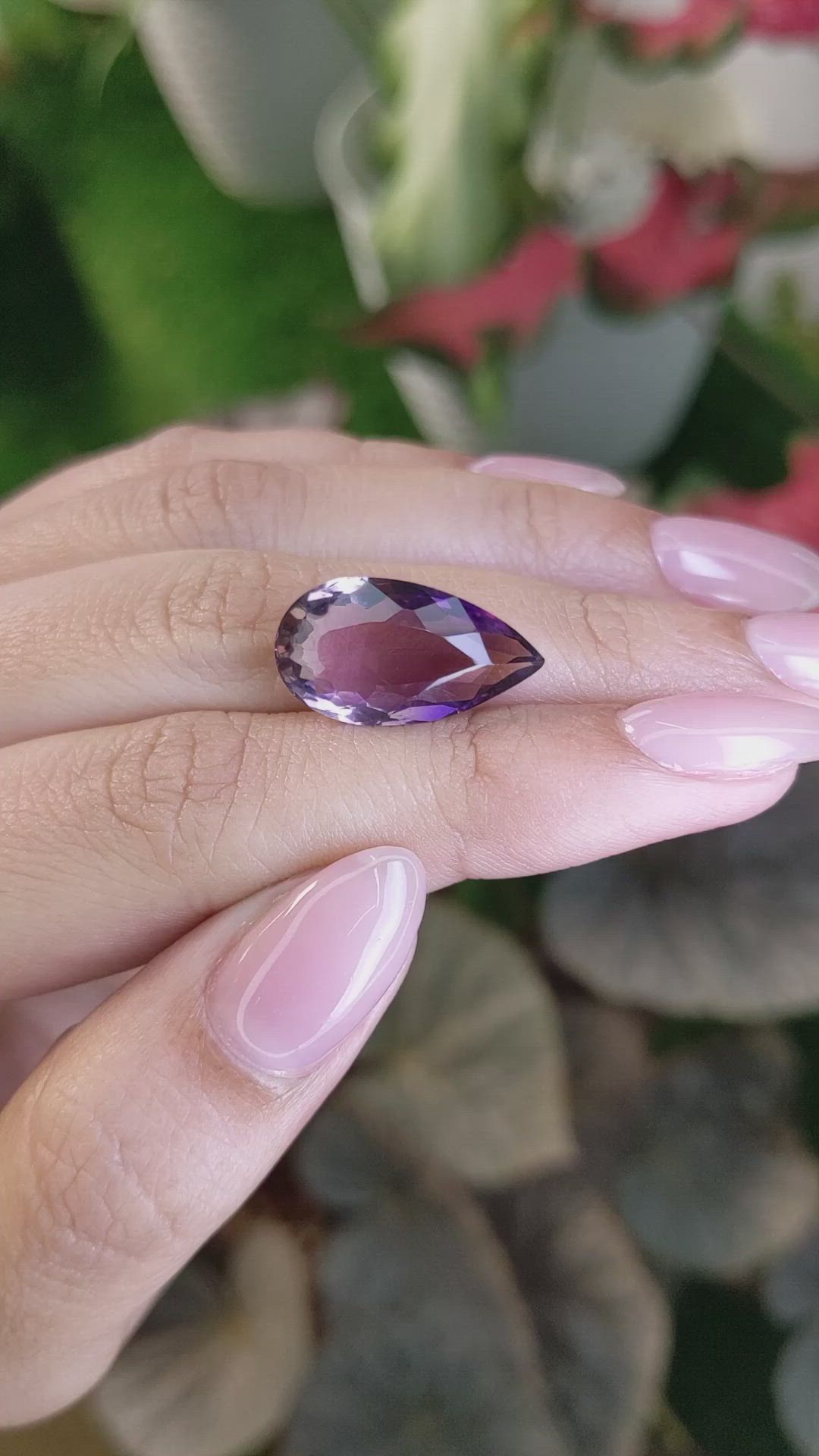 7.63 Ct. Bi Color Ametrine from Ceylon (Sri Lanka) Size Video