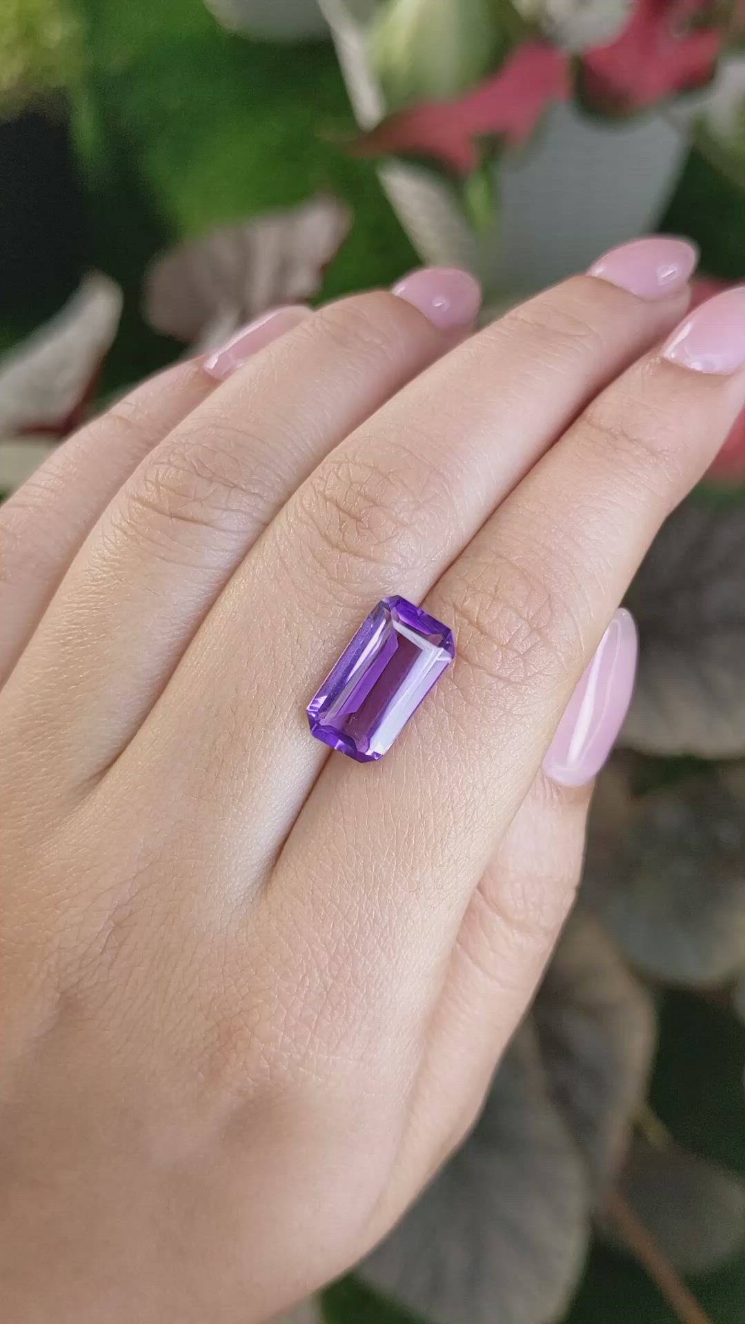 4.90 Ct. Purple Amethyst from Ceylon (Sri Lanka) Size Video