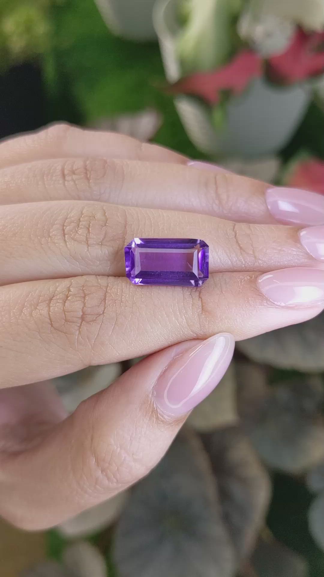 4.90 Ct. Purple Amethyst from Ceylon (Sri Lanka) Size Video