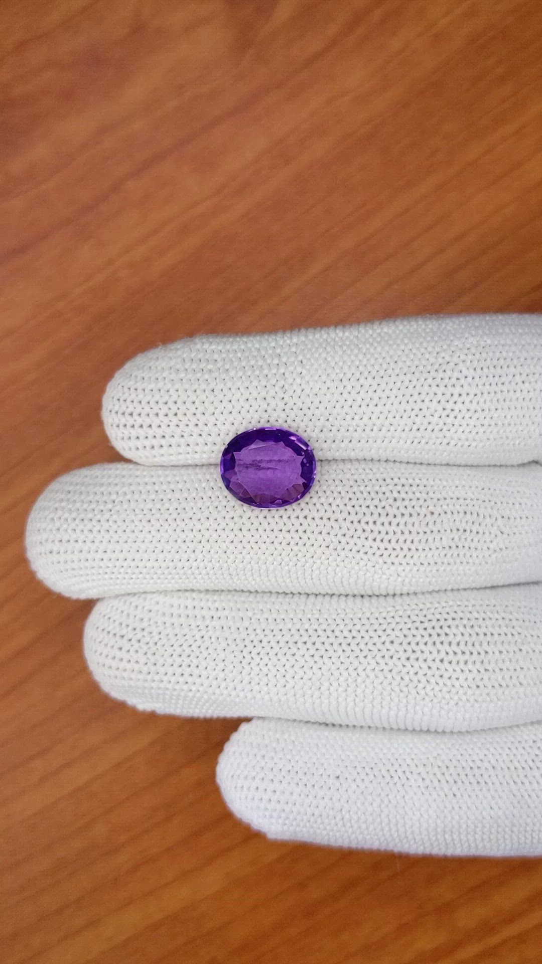 4.00 Ct. Purple Amethyst from Ceylon (Sri Lanka) Size Video
