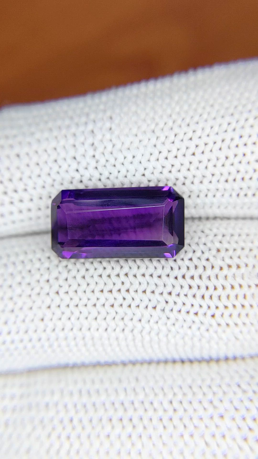 5.22 Ct. Purple Amethyst from Ceylon (Sri Lanka) Size Video