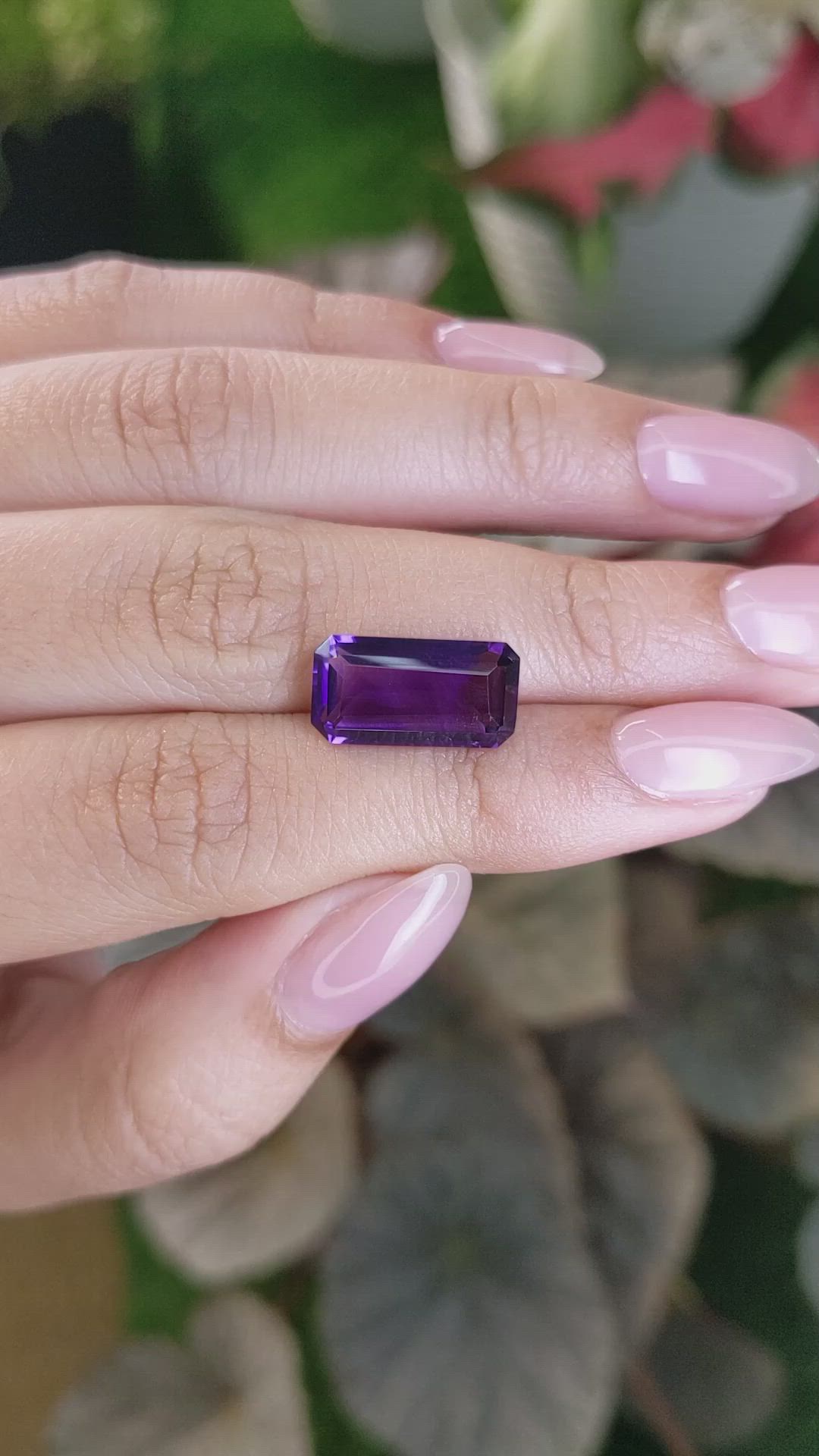 5.22 Ct. Purple Amethyst from Ceylon (Sri Lanka) Size Video