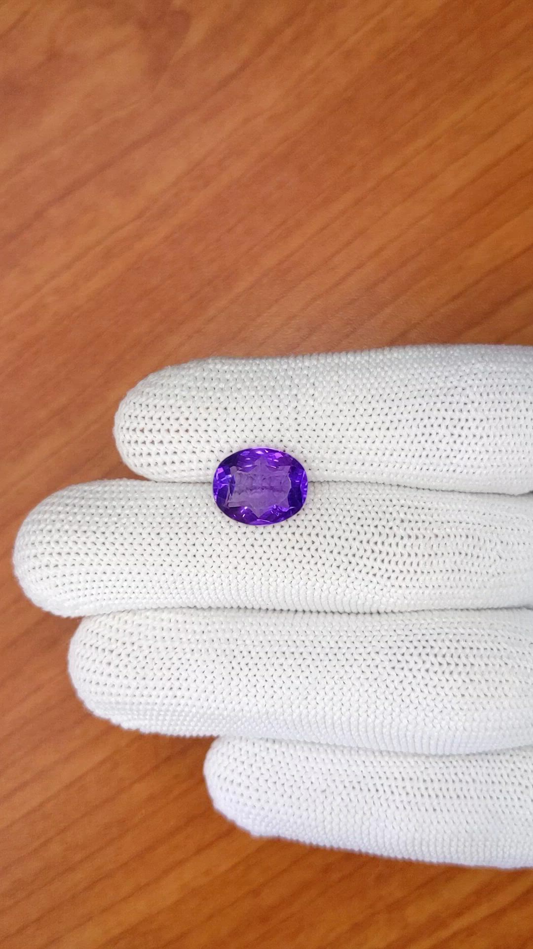 4.06 Ct. Purple Amethyst from Ceylon (Sri Lanka) Size Video