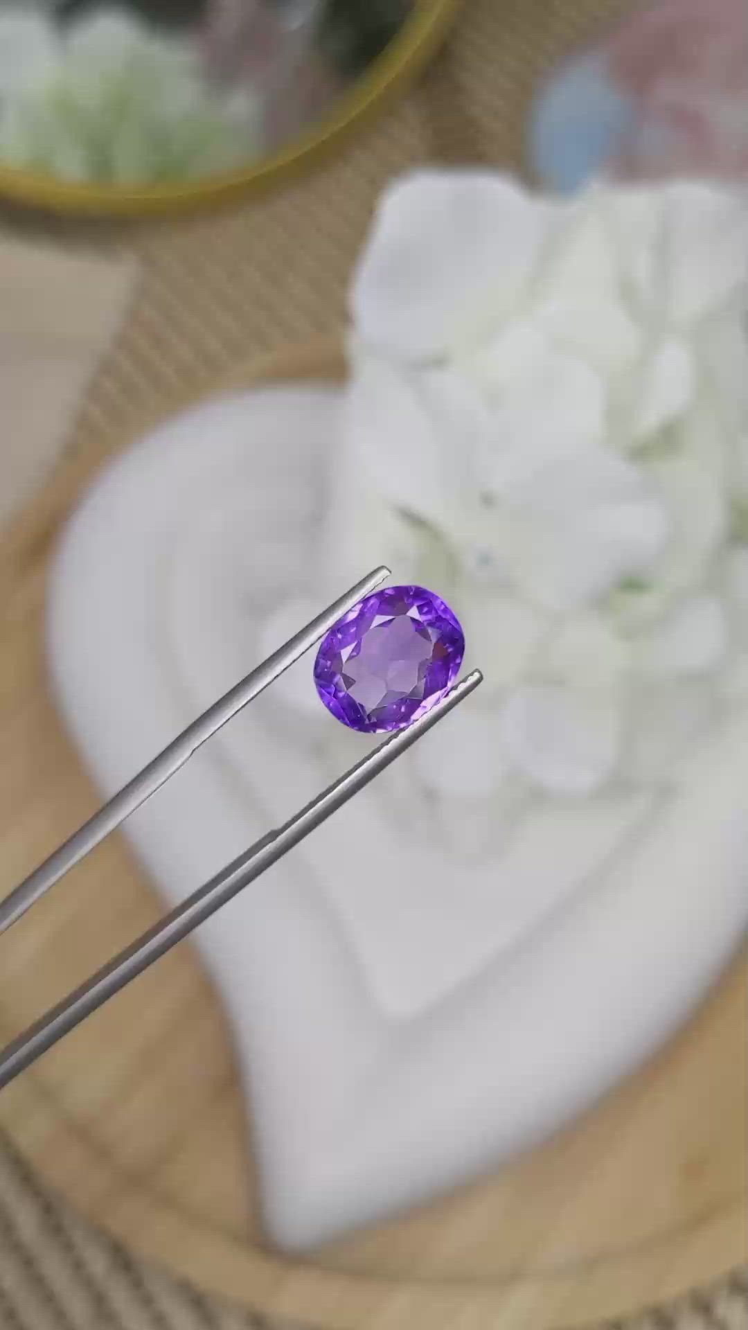 4.06 Ct. Purple Amethyst from Ceylon (Sri Lanka) Size Video