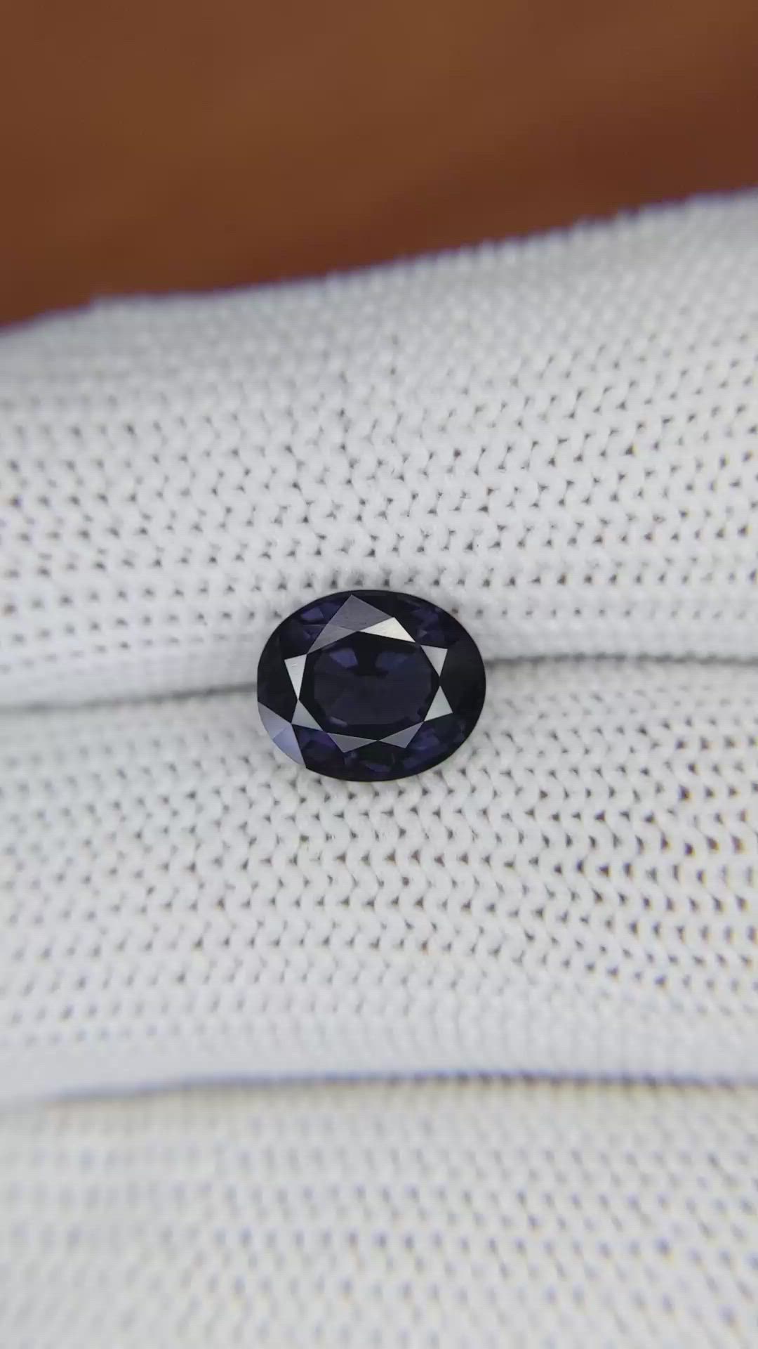 2.46 Ct. Blue Spinel from Ceylon (Sri Lanka) Size Video