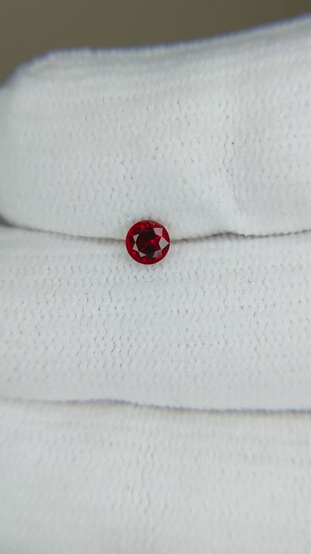 0.30 Ct. Red Spinel from Burma (Myanmar) Size Video