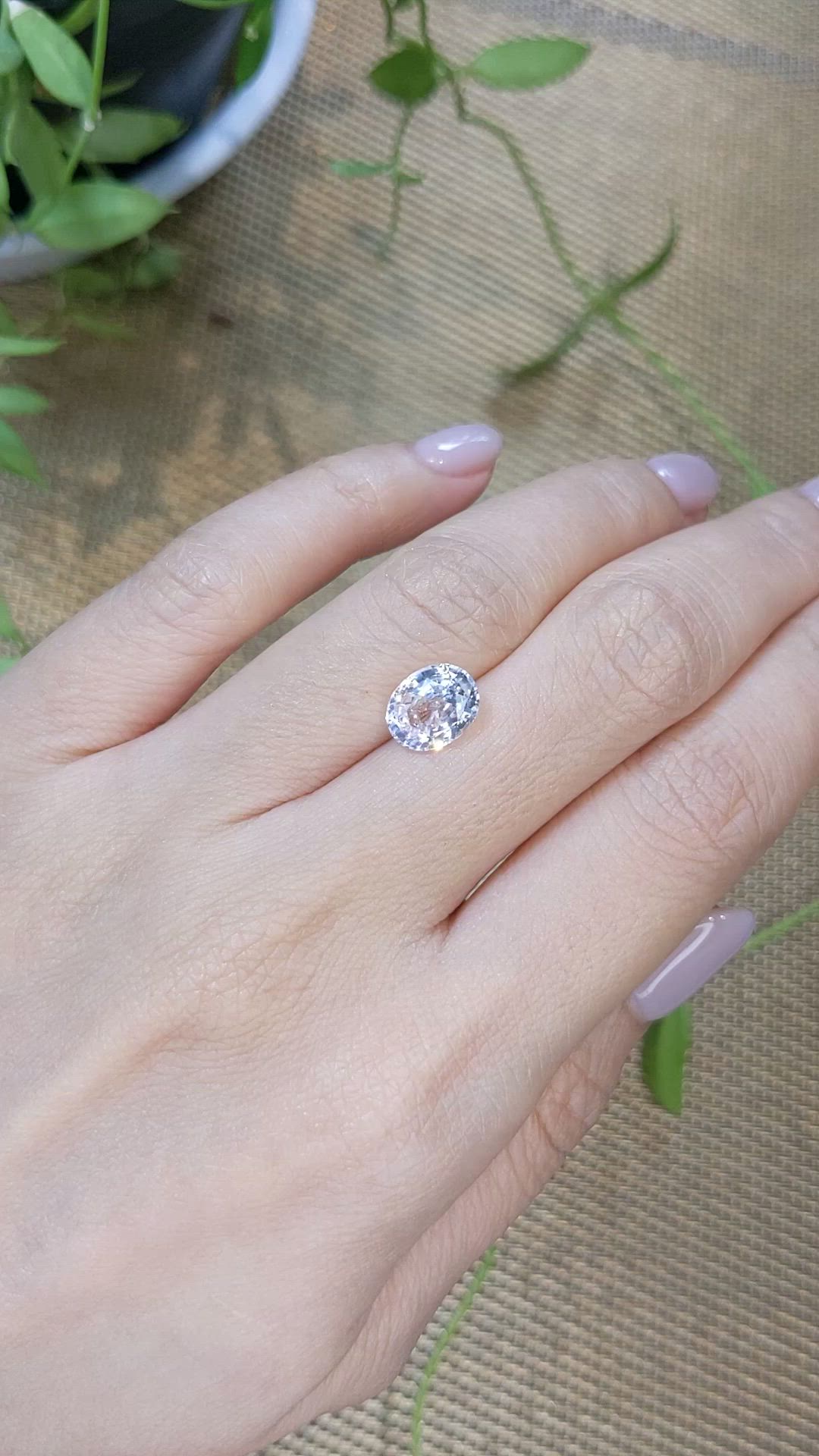 3.21 Ct. White Spinel from Burma (Myanmar) Size Video
