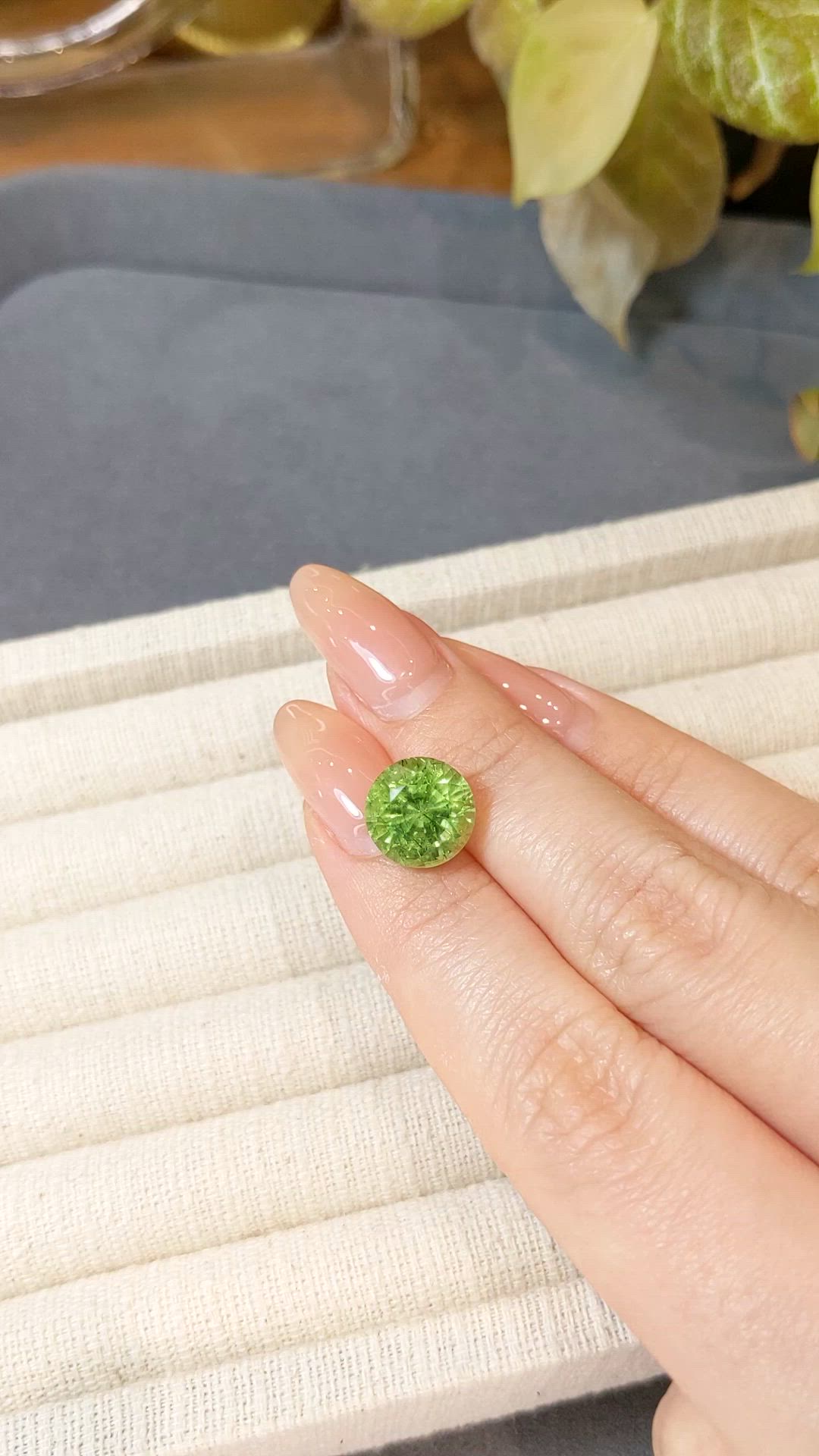 6.32 Ct. Green (Lime Green) Peridot from Pakistan Size Video