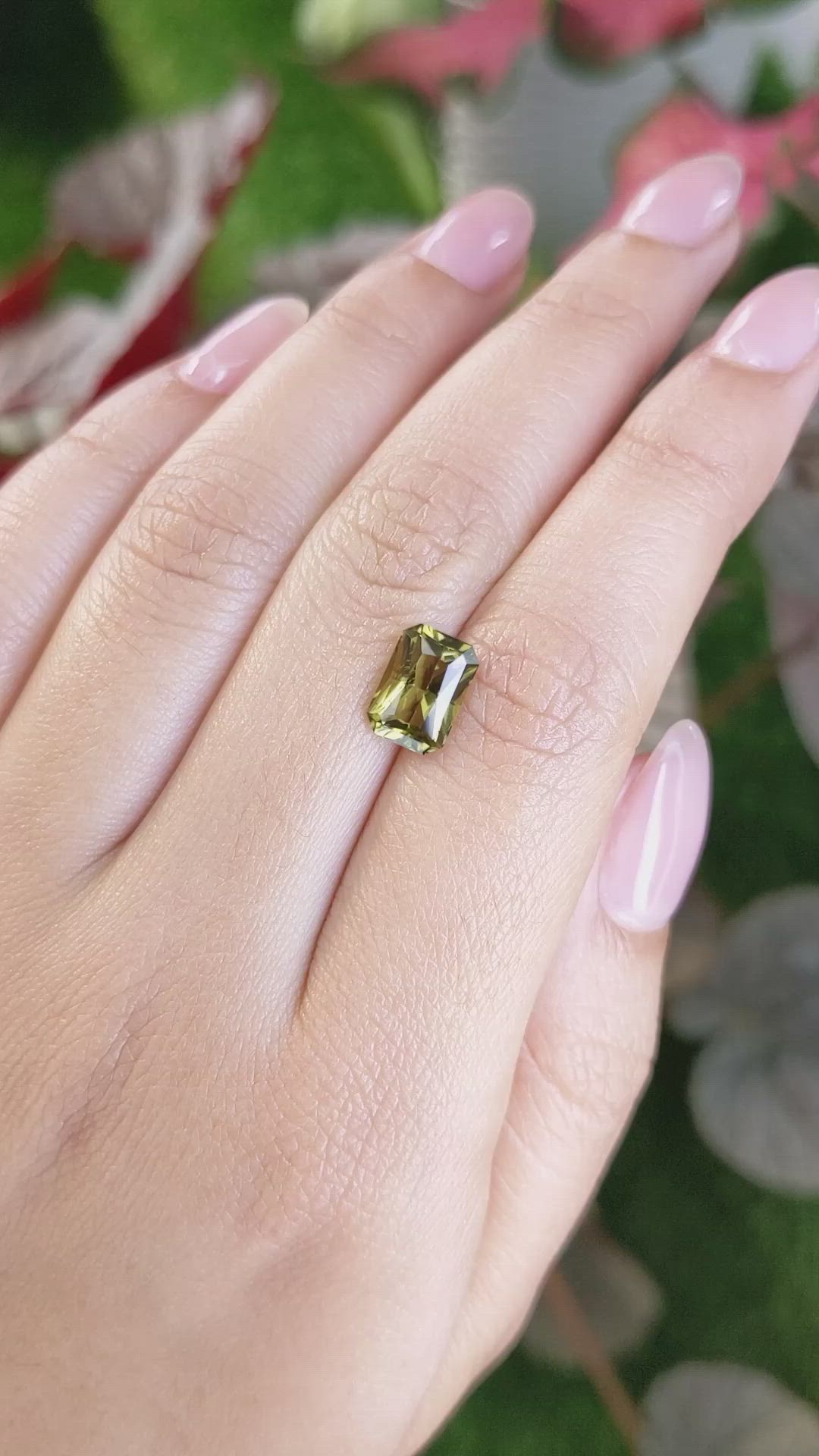 2.59 Ct. Brownish Yellow Chrysoberyl from Ceylon (Sri Lanka) Size Video