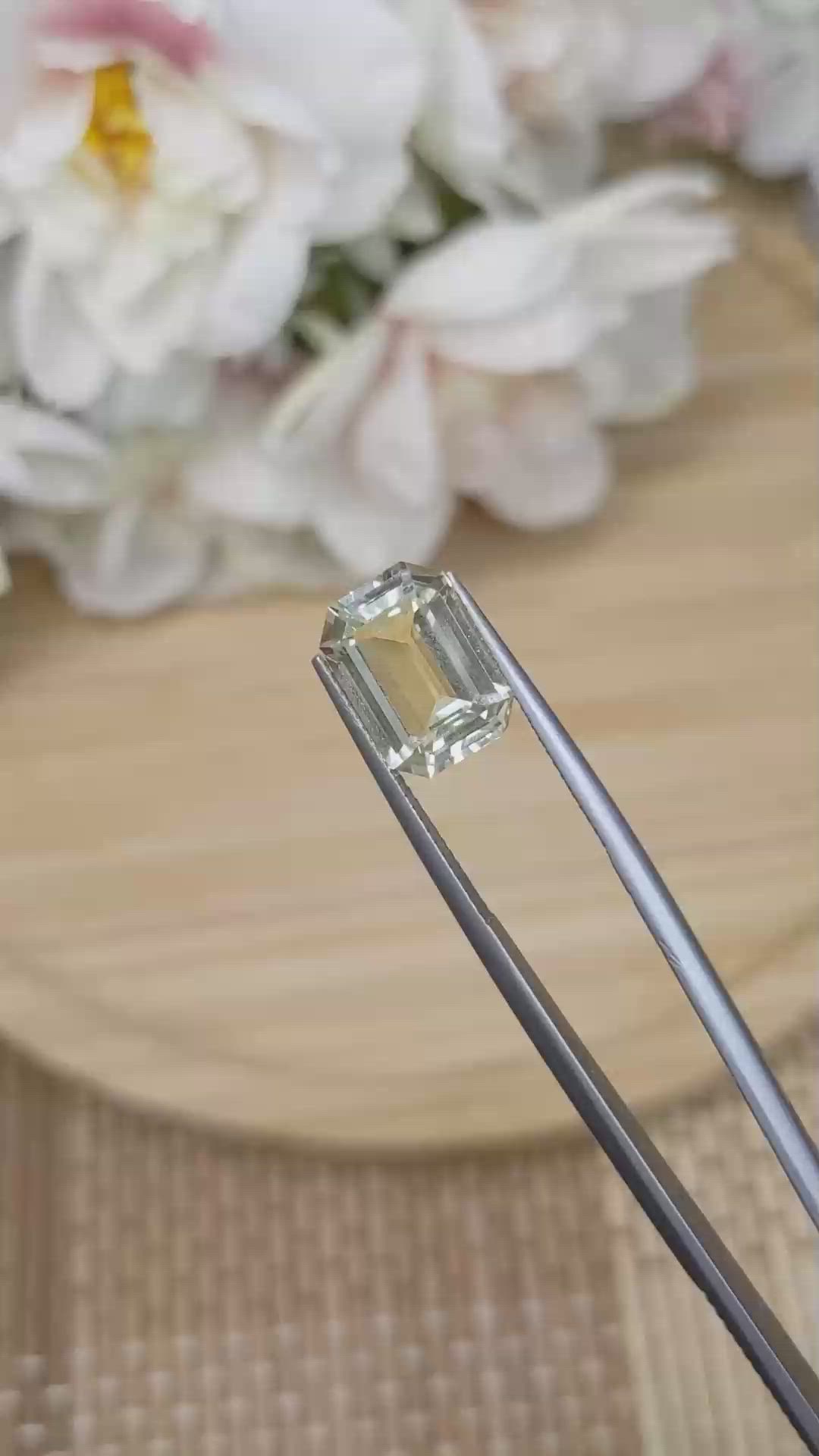 5.81 Ct. Green Chrysoberyl from Ceylon (Sri Lanka) Size Video