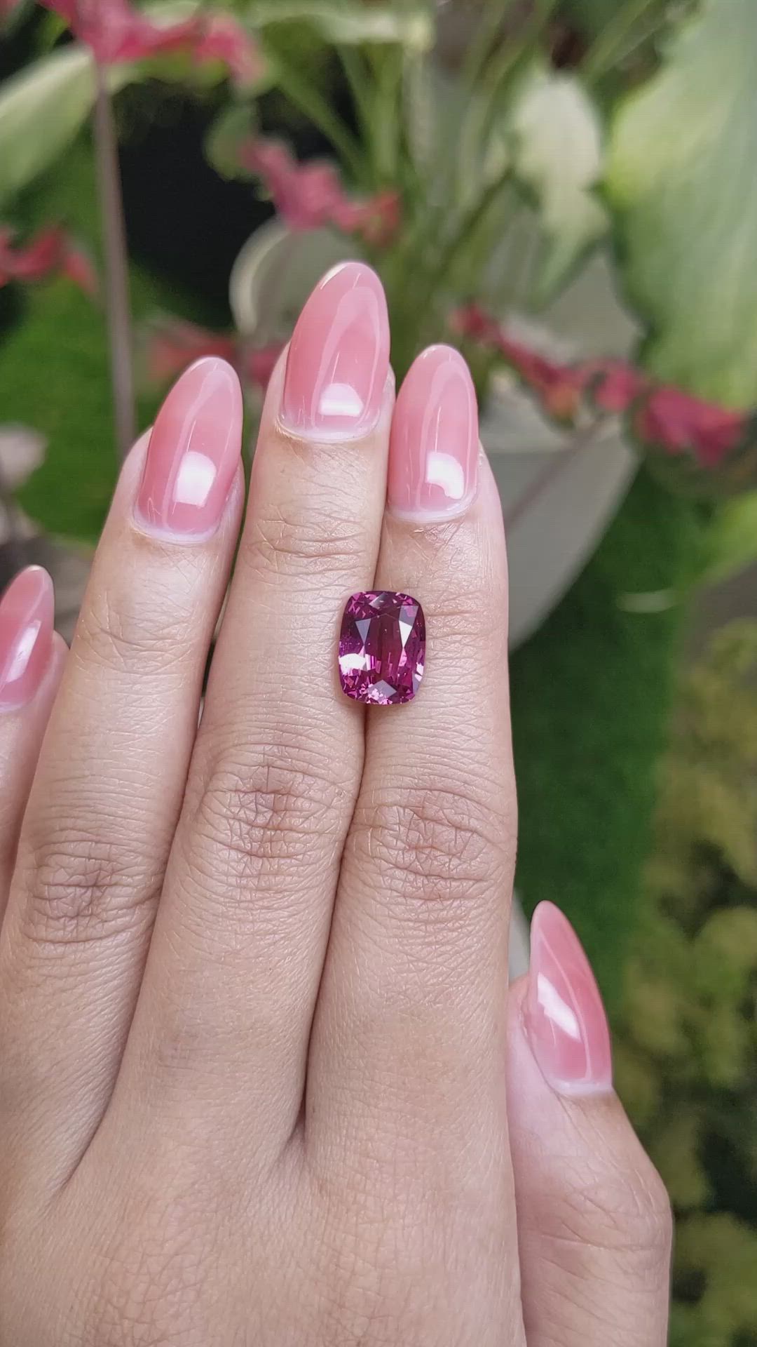 4.35 Ct. Purplish Pink Spinel from Ceylon (Sri Lanka) Size Video