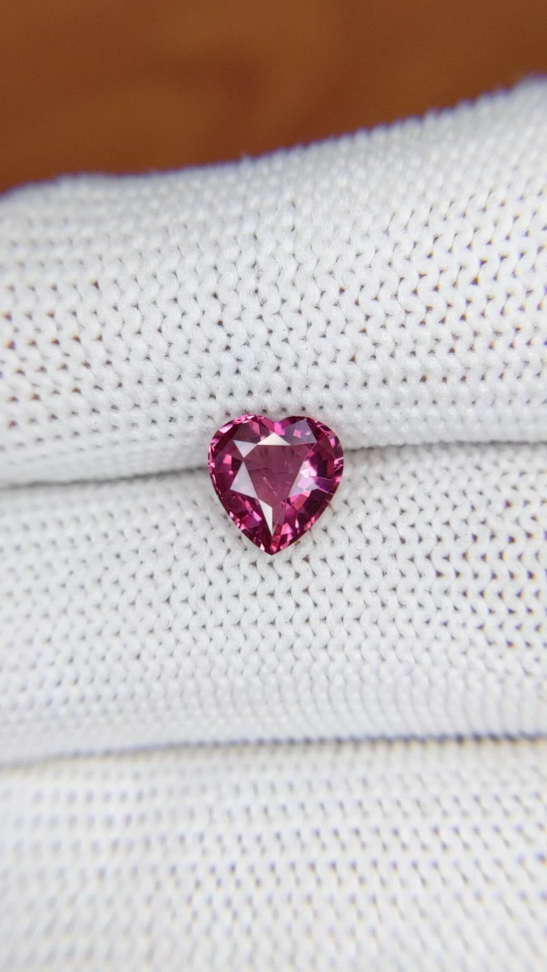 1.51 Ct. Pink Spinel from Ceylon (Sri Lanka) Size Video