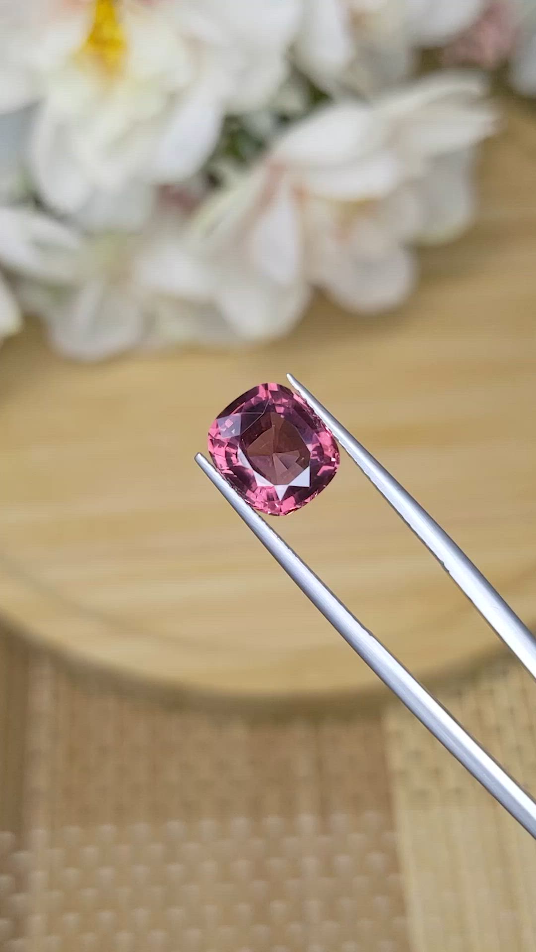 3.74 Ct. Pink Spinel from Ceylon (Sri Lanka) Size Video