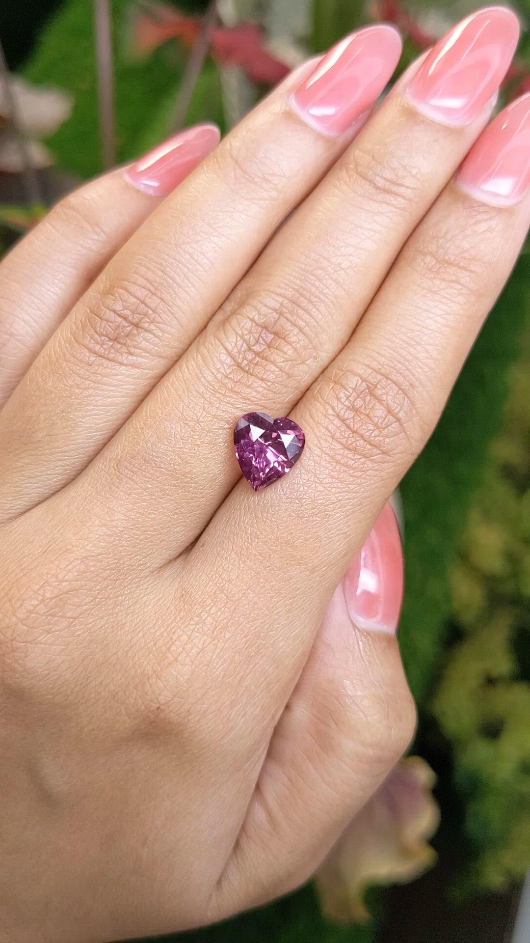 3.61 Ct. Purplish Pink Spinel from Ceylon (Sri Lanka) Size Video