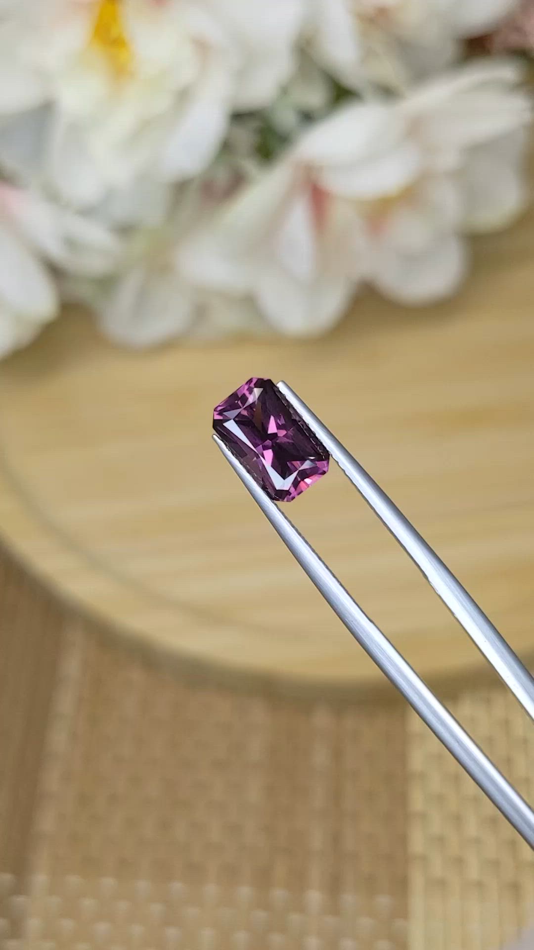 2.87 Ct. Pinkish Purple Spinel from Ceylon (Sri Lanka) Size Video