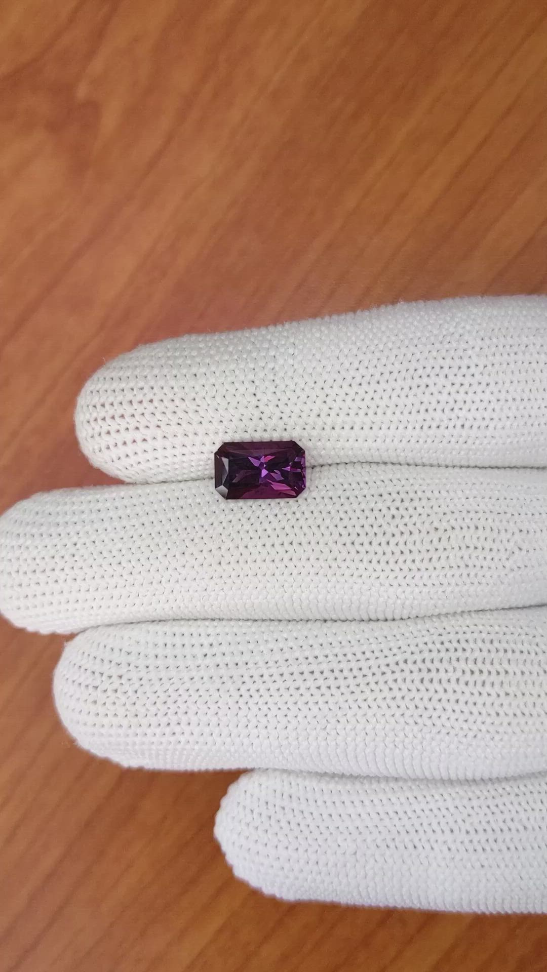 2.87 Ct. Pinkish Purple Spinel from Ceylon (Sri Lanka) Size Video