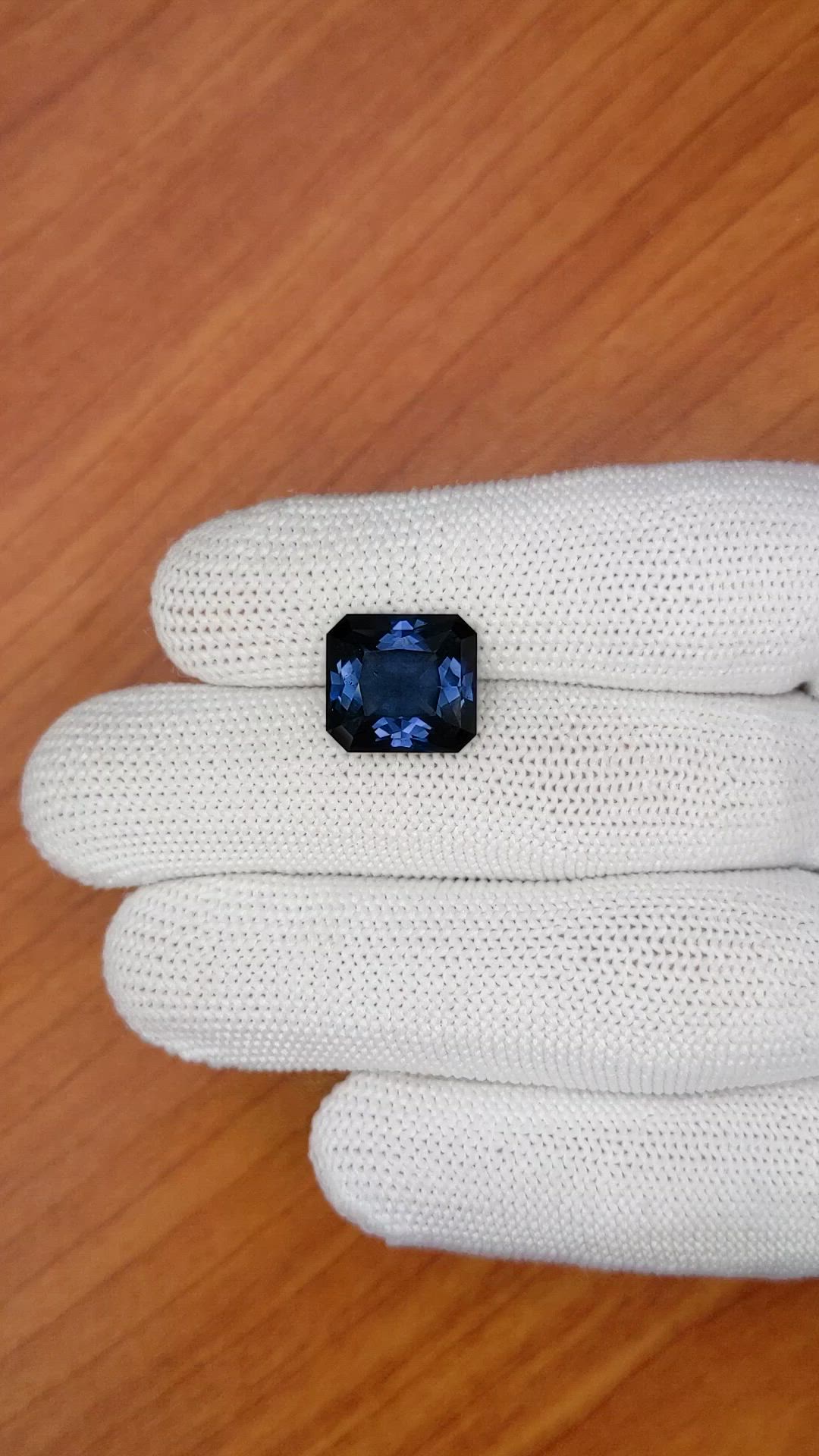 8.61 Ct. Blue Spinel from Ceylon (Sri Lanka) Size Video